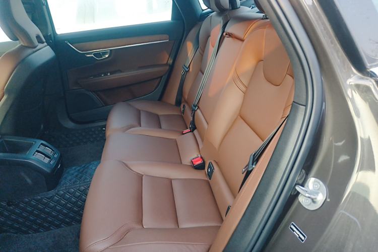 Used Volvo S90 2025 B5 Zhiyi Luxury Edition Left Rear Seat