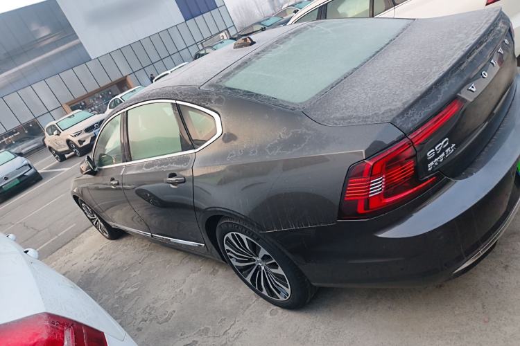 Used Volvo S90 2025 B5 Zhiyi Luxury Edition Left Side