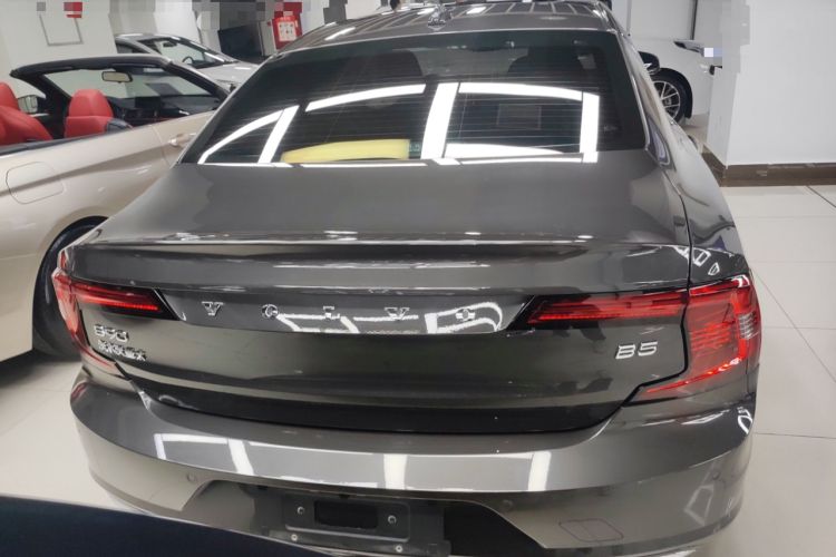 Used Volvo S90 2025 B5 Zhiyi Luxury Edition Rear