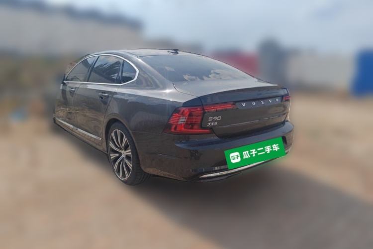 Used Volvo S90 2025 B5 Zhiya Luxury Edition Rear Left 45 Deg