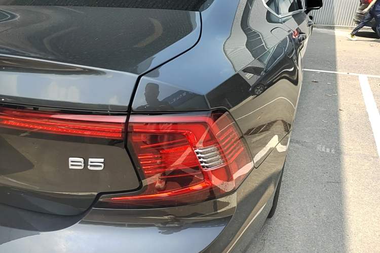 Used Volvo S90 2025 B5 Zhiya Luxury Edition Right Rear Taillight