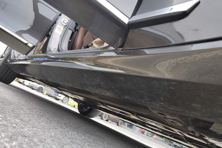 Used Volvo S90 2025 B5 Zhiyuan Luxury Edition Right Side Sill