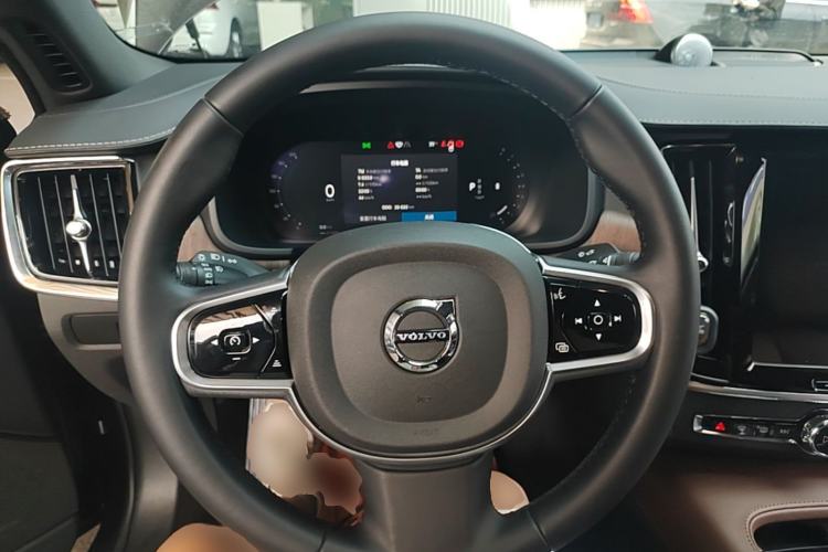 Used Volvo S90 2025 B5 Zhiya Luxury Edition Steering Wheel