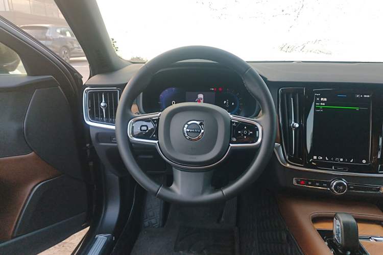 Used Volvo S90 2025 B5 Zhiyi Luxury Edition Steering Wheel