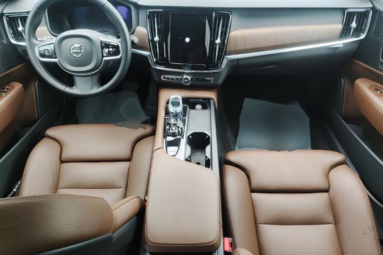 Used Volvo S90 2025 B5 Zhiyuan Luxury Edition Center Console