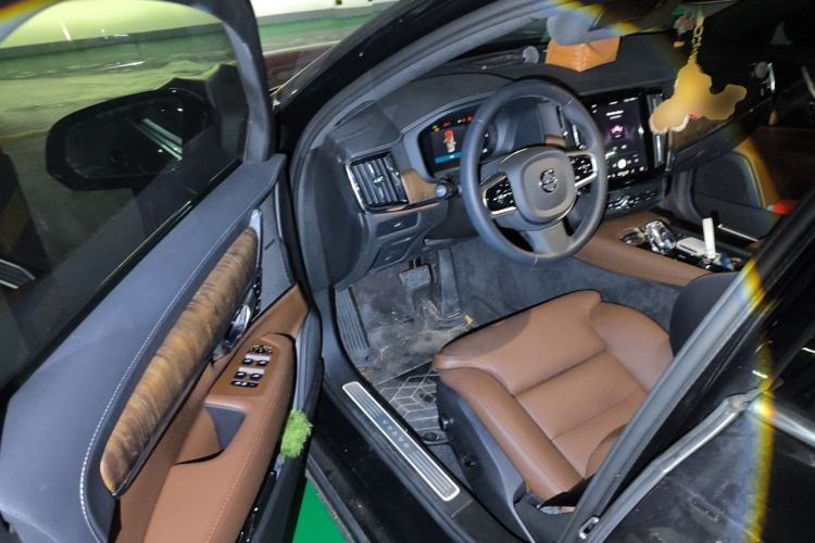 Used Volvo S90 2025 B5 Zhiyuan Luxury Edition Driver Seat