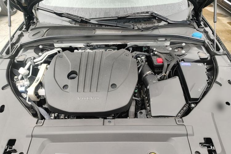 Used Volvo S90 2025 B5 Zhiyuan Luxury Edition Engine Bay