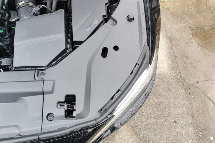 Used Volvo S90 2025 B5 Zhiyuan Luxury Edition Engine Bay Left