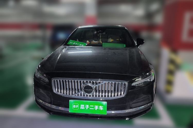 Used Volvo S90 2025 B5 Zhiyuan Luxury Edition Front