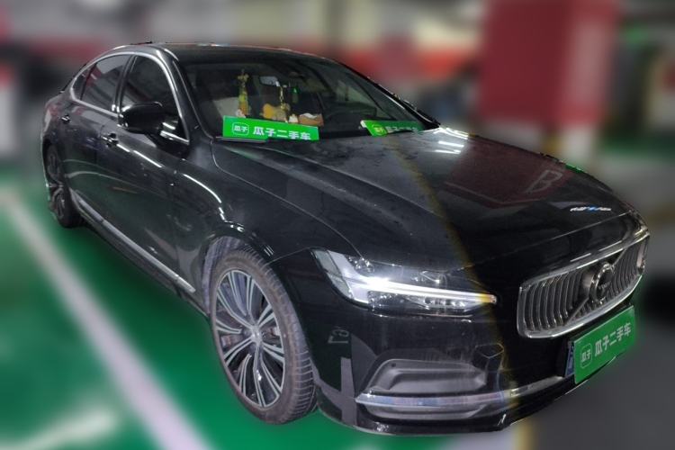 Used Volvo S90 2025 B5 Zhiyuan Luxury Edition Front Right 45 Deg