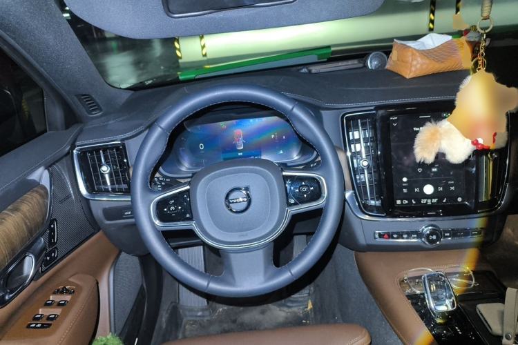 Used Volvo S90 2025 B5 Zhiyuan Luxury Edition Steering Wheel