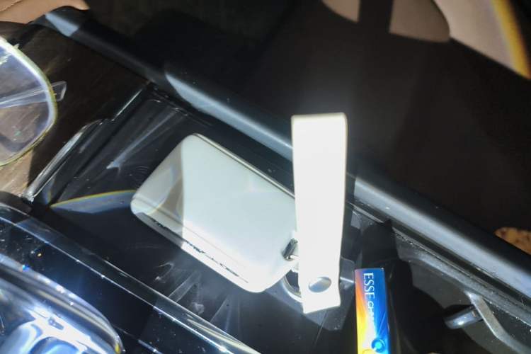 Used Volvo S90 2025 B5 Zhiyuan Luxury Edition Vehicle Key