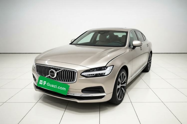 Volvo S90 2025 B5 Zhiyuan Luxury Edition