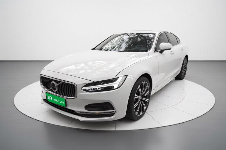 Volvo S90 2025 B5 Zhiya Luxury Edition