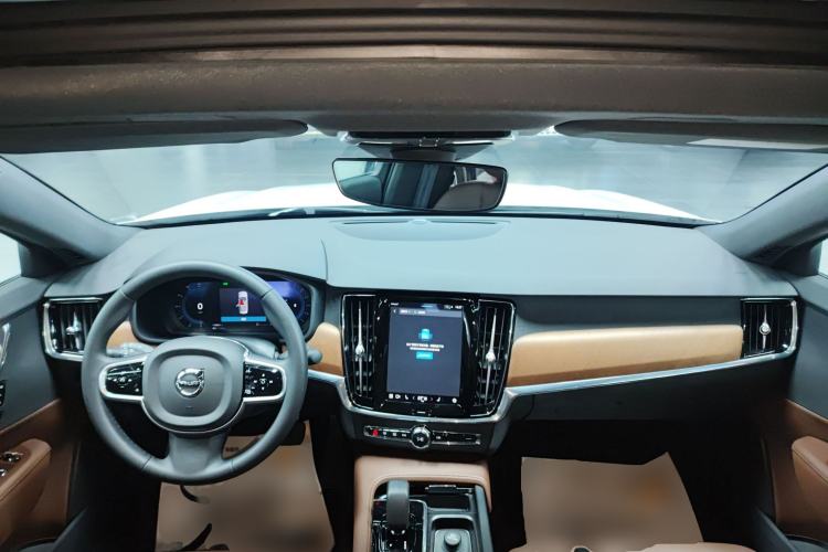 Used Volvo S90 2025 B5 Zhiyi Luxury Edition Interior 2