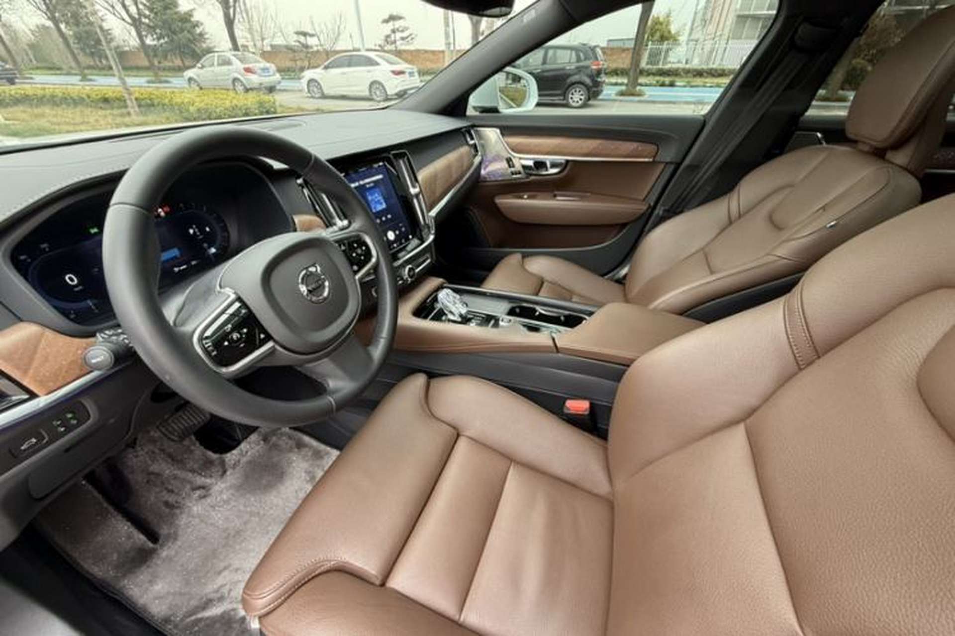 Used Volvo S90 2025 B5 Zhiyuan Luxury Edition Interior 5