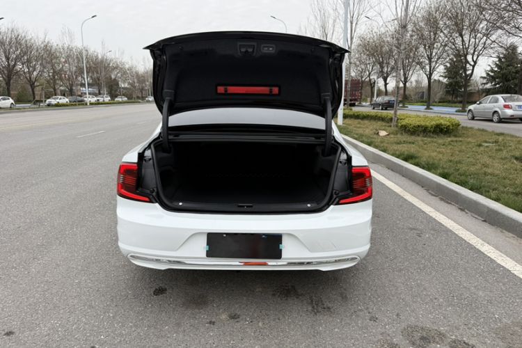 Used Volvo S90 2025 B5 Zhiyuan Luxury Edition Interior 8