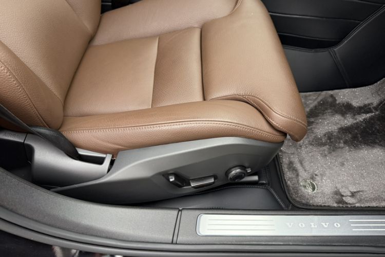 Used Volvo S90 2025 B5 Zhiyuan Luxury Edition Interior 9