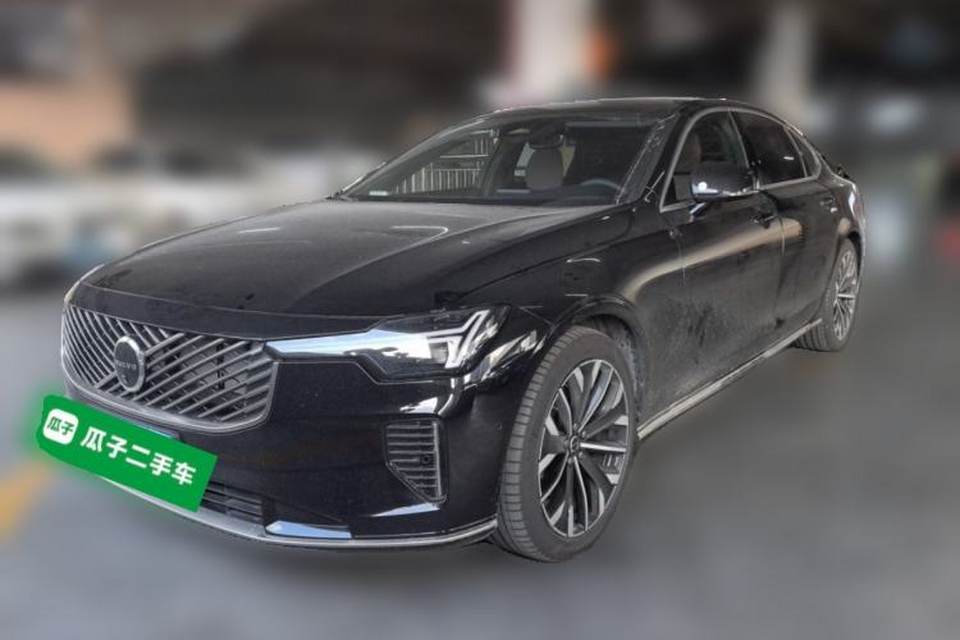 Volvo S90 2026