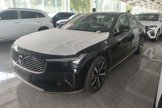 Used Volvo S90 2026 B5 Zhiyi Luxury Edition