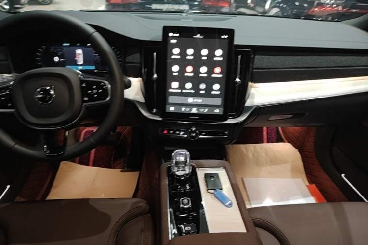 Used Volvo S90 2026 B5 Zhiyuan Luxury Edition Audio And AC Panel