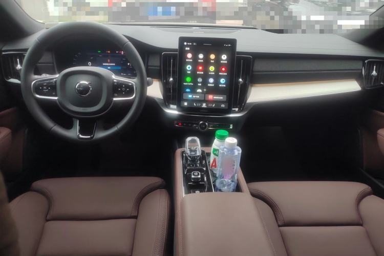 Used Volvo S90 2026 B5 Zhiyuan Luxury Edition Center Console