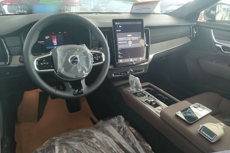 Used Volvo S90 2026 B5 Zhiyi Luxury Edition Center Console