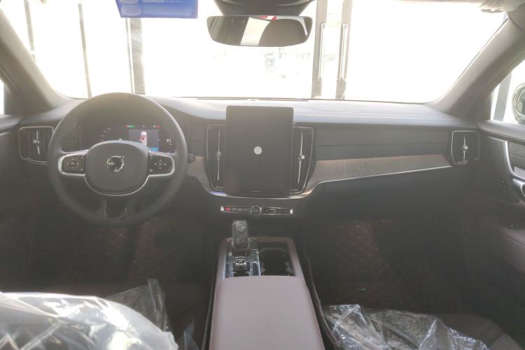 Used Volvo S90 2026 B5 Zhiyi Luxury Edition Center Console