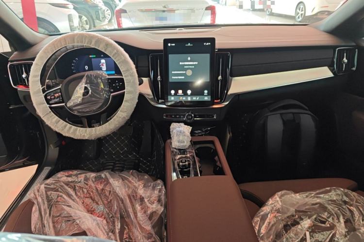 Used Volvo S90 2026 B5 Zhiyuan Luxury Edition Center Console