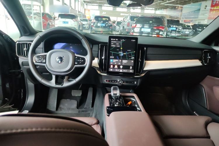 Used Volvo S90 2026 B5 Zhiyuan Luxury Edition Center Console