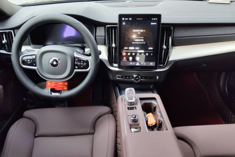 Used Volvo S90 2026 B5 Zhiyuan Luxury Edition Center Console