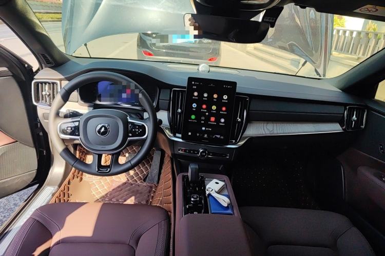 Used Volvo S90 2026 B5 Zhiyi Luxury Edition Center Console