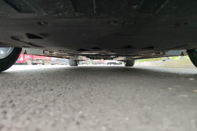 Used Volvo S90 2026 B5 Zhiyi Luxury Edition Chassis Front