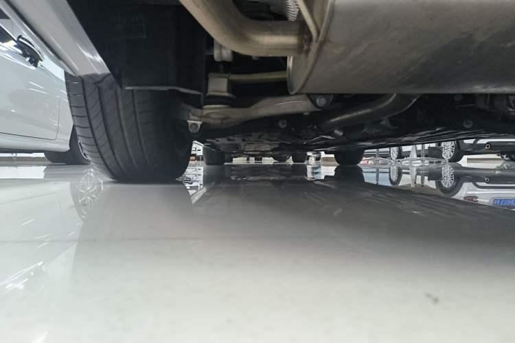 Used Volvo S90 2026 B5 Zhiyuan Luxury Edition Chassis Rear Left