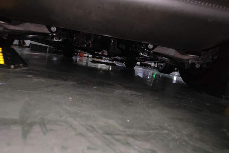Used Volvo S90 2026 B5 Zhiyi Luxury Edition Chassis Rear