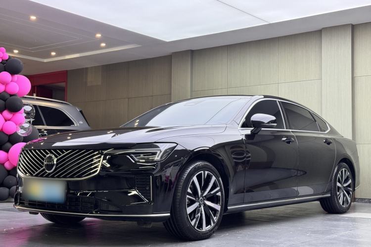 Volvo S90 2026 B5 Zhiyi Luxury Edition