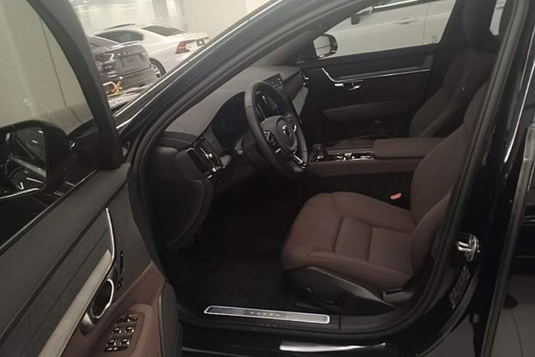 Used Volvo S90 2026 B5 Zhiyi Luxury Edition Driver Seat