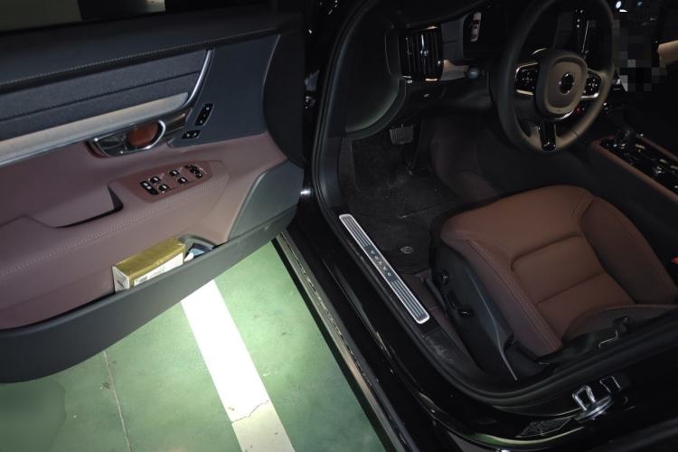 Used Volvo S90 2026 B5 Zhiyi Luxury Edition Driver Seat