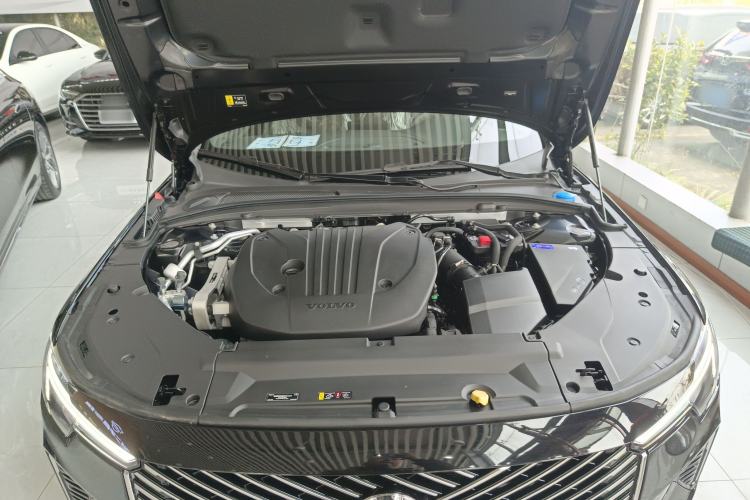 Used Volvo S90 2026 B5 Zhiyi Luxury Edition Engine Bay