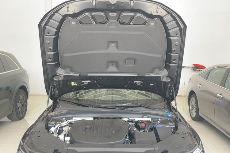 Used Volvo S90 2026 B5 Zhiyuan Luxury Edition Engine Bay