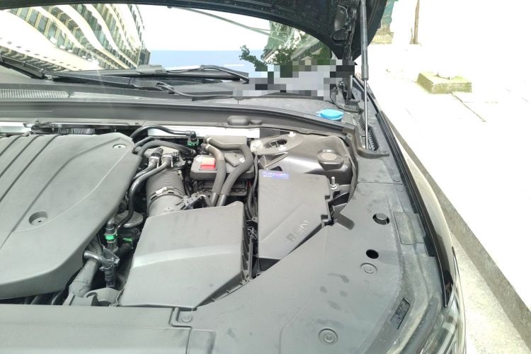 Used Volvo S90 2026 B5 Zhiyuan Luxury Edition Engine Bay Left