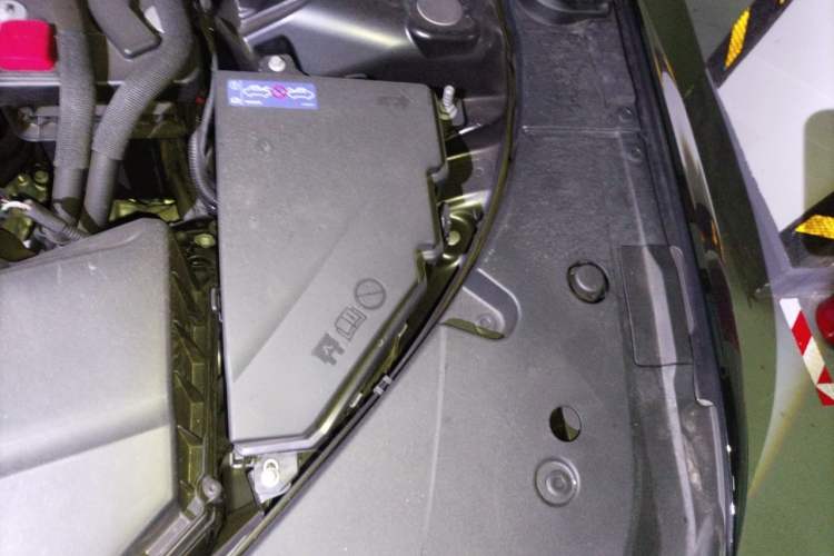 Used Volvo S90 2026 B5 Zhiya Luxury Edition Engine Bay Left