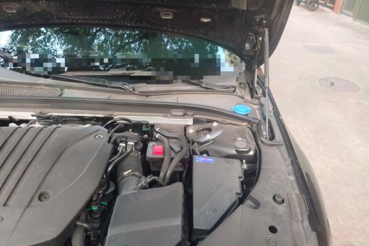 Used Volvo S90 2026 B5 Zhiyuan Luxury Edition Engine Bay Left