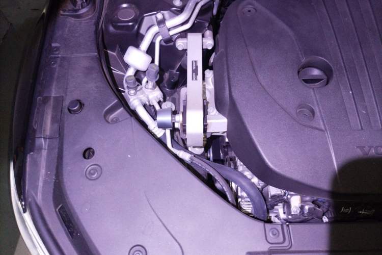 Used Volvo S90 2026 B5 Zhiya Luxury Edition Engine Bay Right