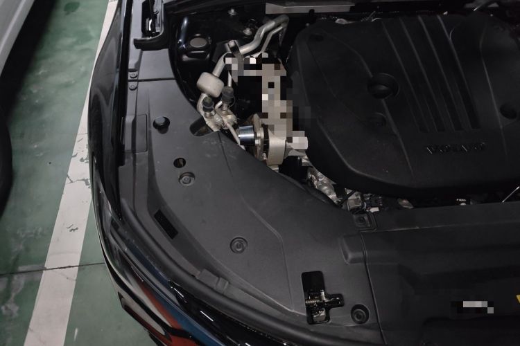 Used Volvo S90 2026 B5 Zhiyi Luxury Edition Engine Bay Right