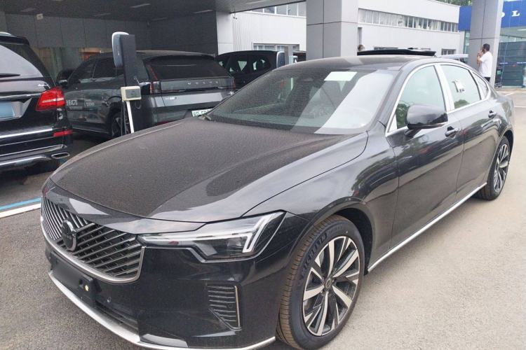 Used Volvo S90 2026 B5 Zhiyi Luxury Edition Exterior 1