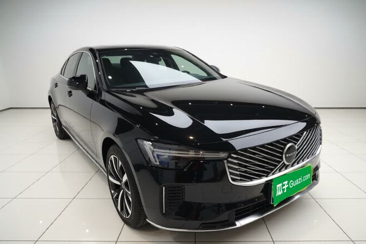 Used Volvo S90 2026 B5 Zhiyi Luxury Edition Exterior 1