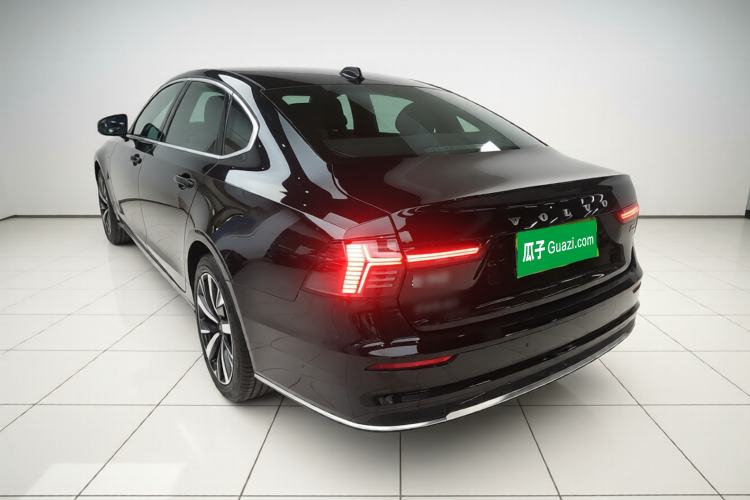 Used Volvo S90 2026 B5 Zhiyi Luxury Edition Exterior 2