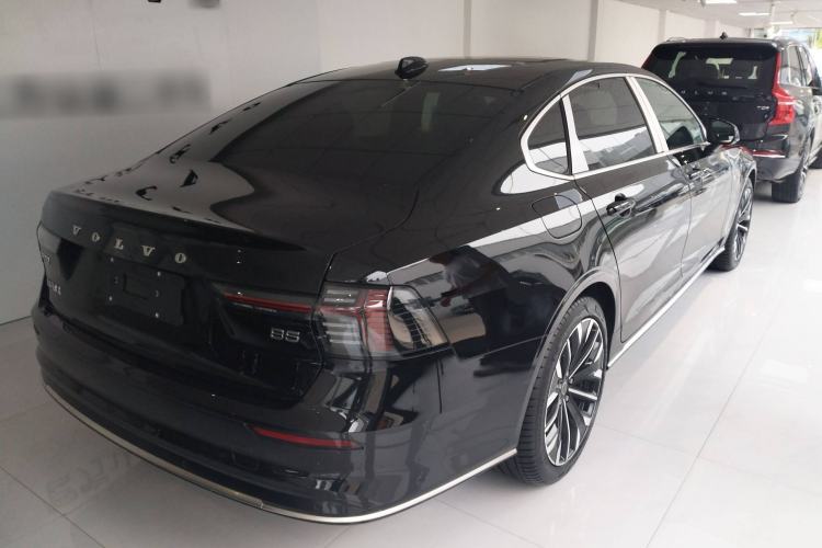Used Volvo S90 2026 B5 Zhiyuan Luxury Edition Exterior 3