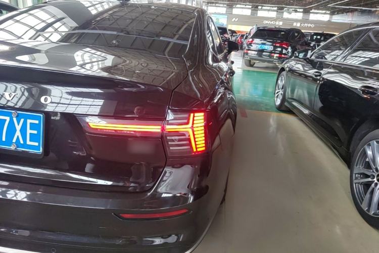Used Volvo S90 2026 B5 Zhiyuan Luxury Edition Exterior 3